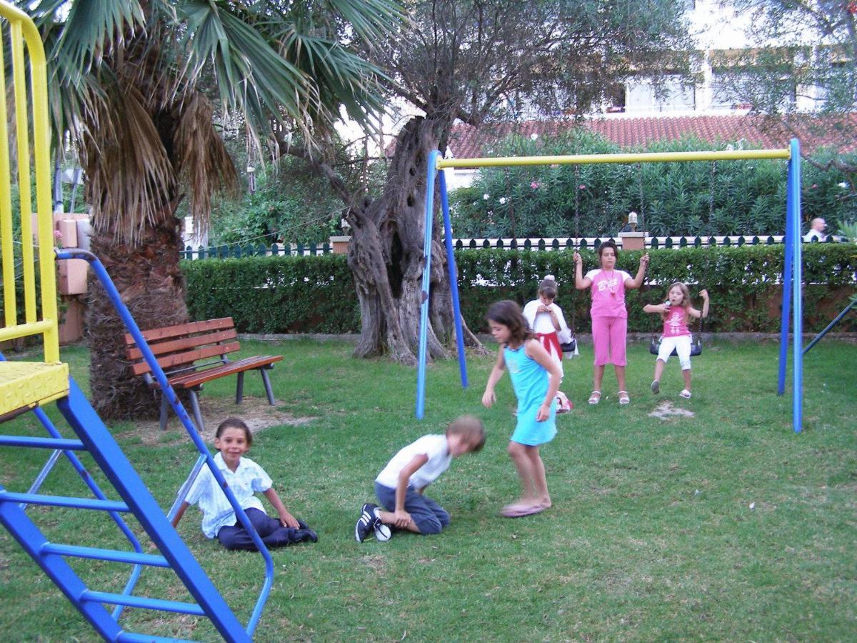 Christina Hotel Μεσογγή Εξωτερικό φωτογραφία